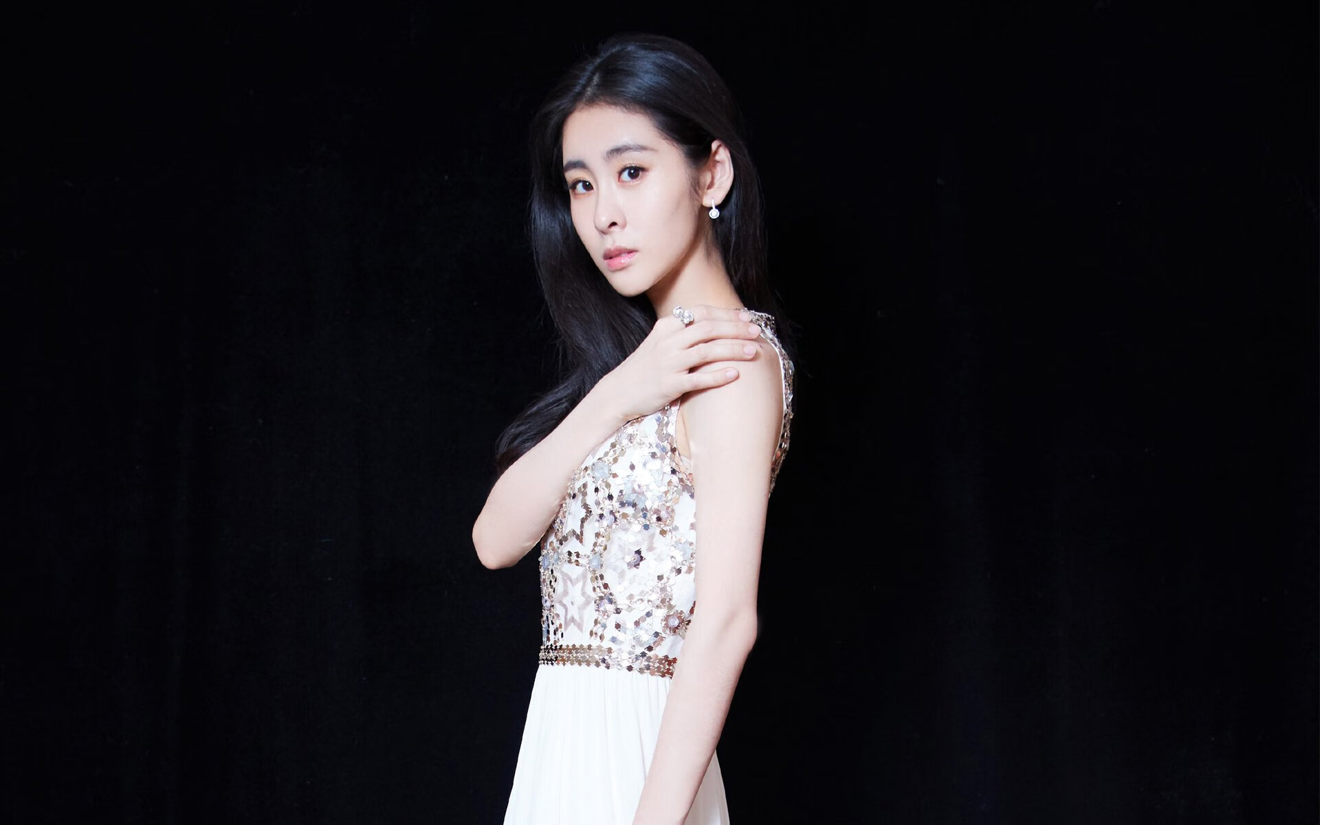 “中国女足备战海外友谊赛，目标冲击世界杯”，中国女足有没有外援